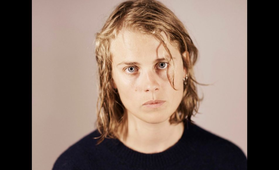 Marika Hackman w/ Art School Girlfriend, Oyeme