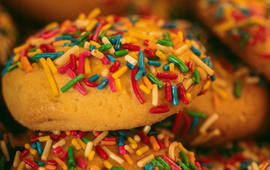 Teens Pride Cookie Decorating